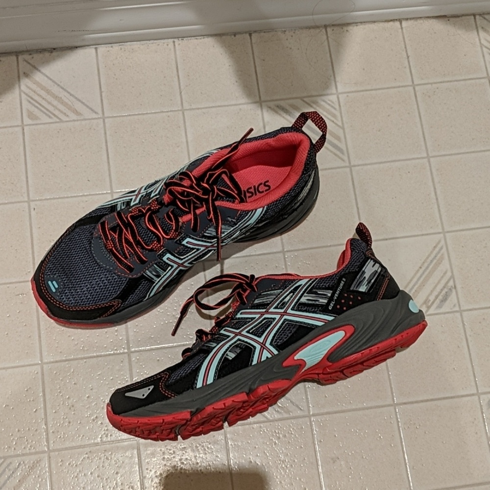 ASICS Women's Running shoes 8.5 WIDE